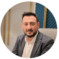 Kadir Yücebaş